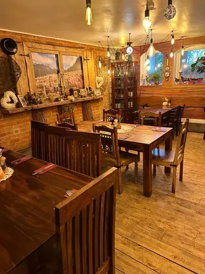 Piwnica Restaurant