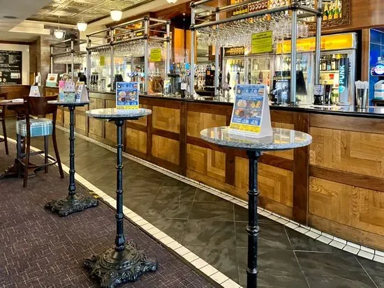 The Sir Henry Tate - JD Wetherspoon