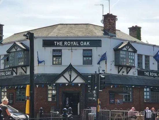 The Royal Oak Hotel