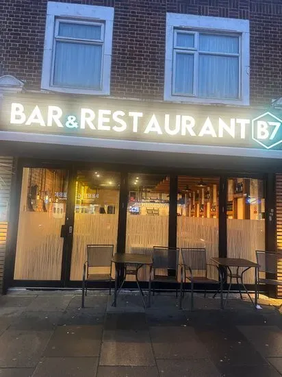 B7 Bar & Restaurant