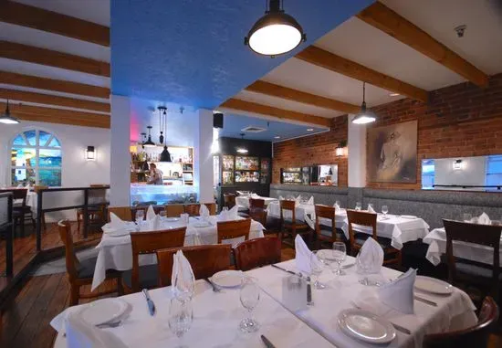 Faros Restaurant - Greek Seafood - Mediterranean