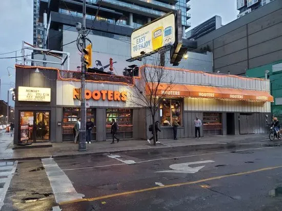 Hooters Downtown Toronto