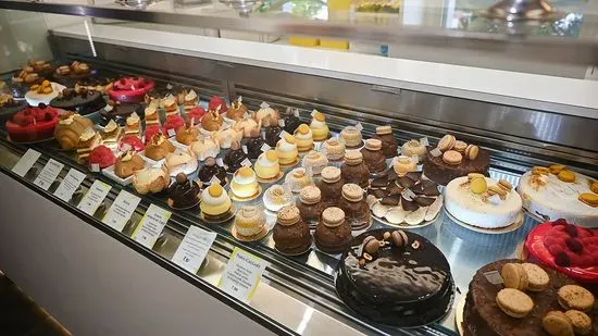 Yann Haute Patisserie