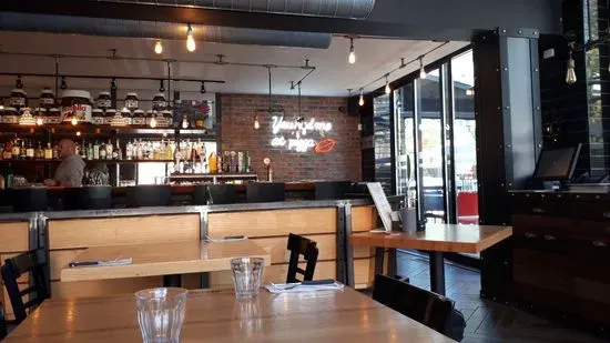 Bacaro Pizzeria - Monkland