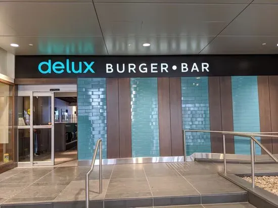 Delux Burger Bar Ice District