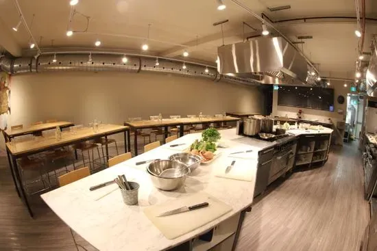 Dish Cooking Studio