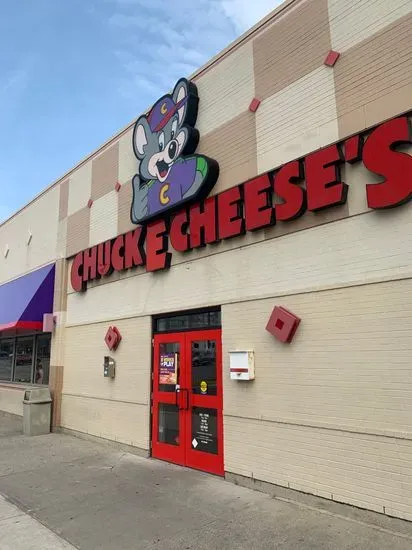 Chuck E. Cheese