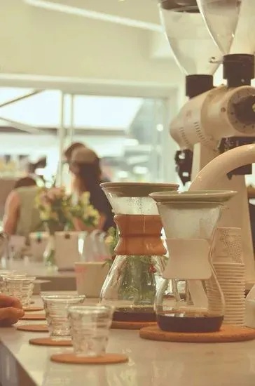 Café Saint-Henri (Marché Jean-Talon)