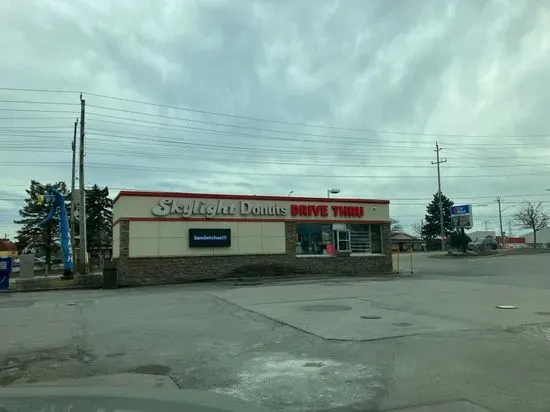 Skylight Donuts Drive Thru