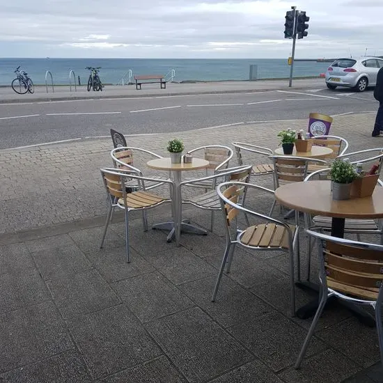 Promenade Café