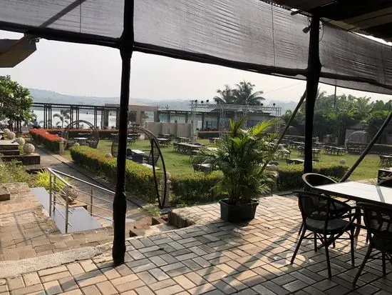 JZ Lake View Resto Bar