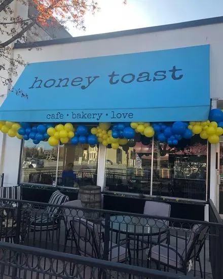 Honey Toast Cafe
