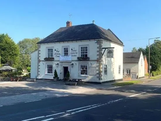 Royal Oak Inn