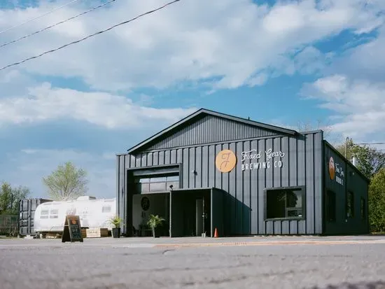 Fixed Gear Brewing Co. Tasting Room & Beer Store