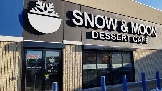 Snow & Moon Dessert Cafe