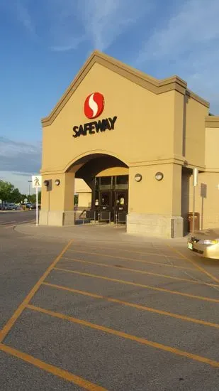 Safeway Charleswood Centre