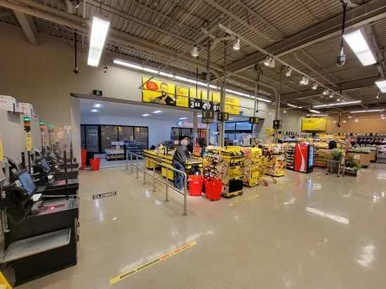 Trevor & Hayley's NOFRILLS Winnipeg