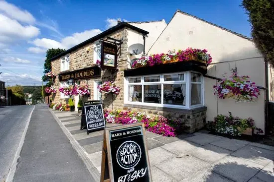 Hare and Hounds Pub in Tingley