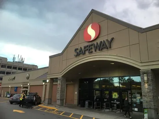 Safeway Broadway & Commercial