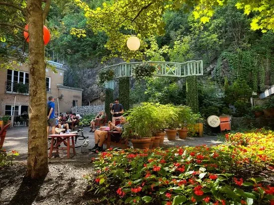 Côté Cour Café Terrasse du Théâtre Petit Champlain