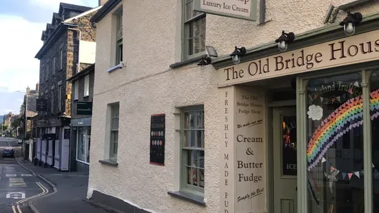 The Old Bridge House Fudge Shop