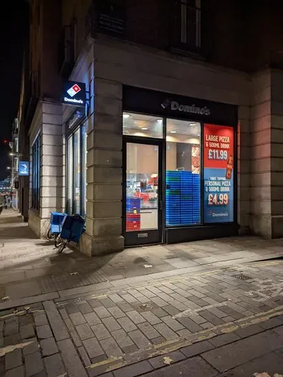 Domino's Pizza - London - Queen Street