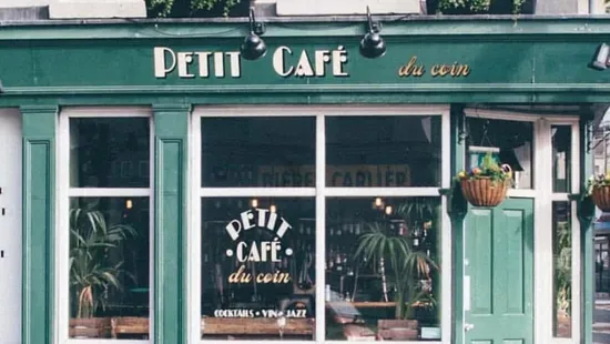 Petit Café Du Coin