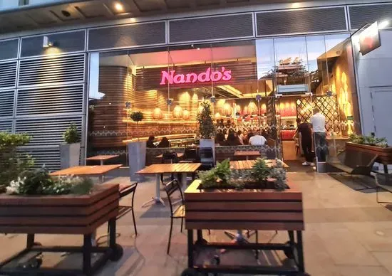 Nando's Victoria - Cardinal Place