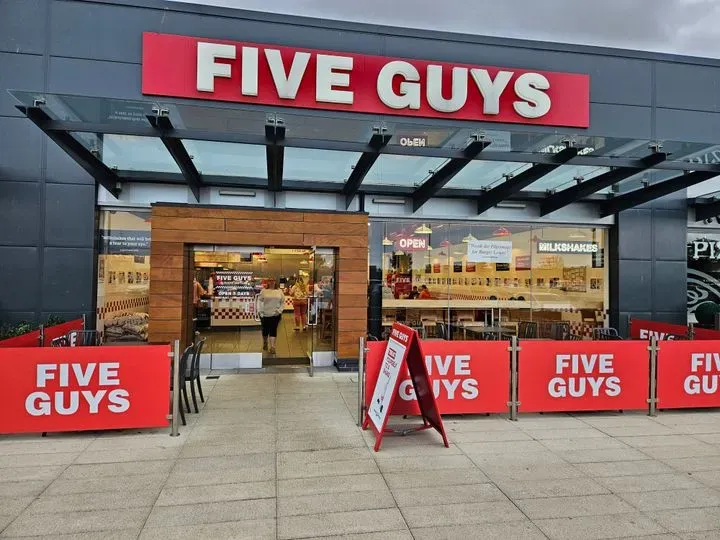 Five Guys Edinburgh Fort Kinnaird Edinburgh, Checkle