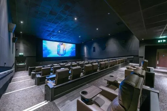 ODEON Luxe Bromborough