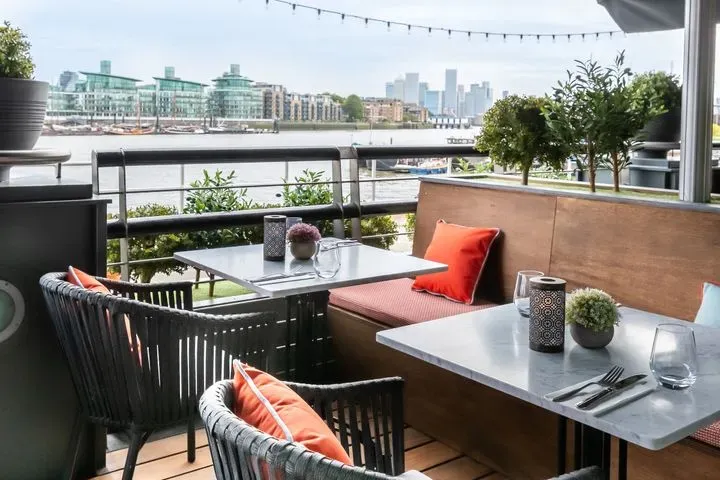Browns Butlers Wharf | London | Checkle