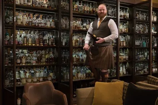 SCOTCH Whisky Bar