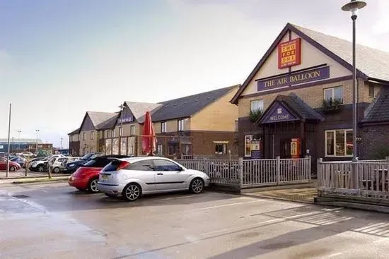 Premier Inn Blackpool Airport hotel