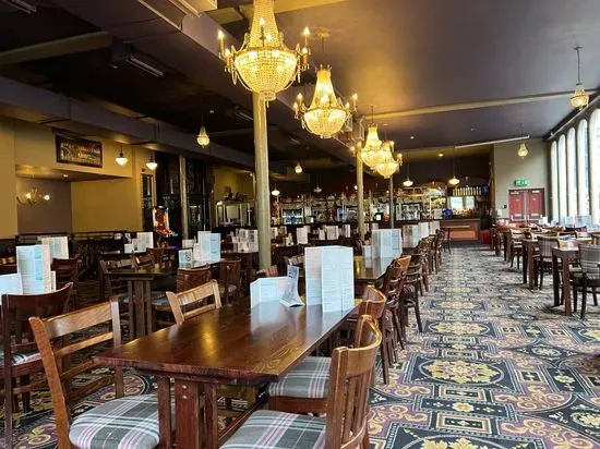 The Crystal Palace - JD Wetherspoon