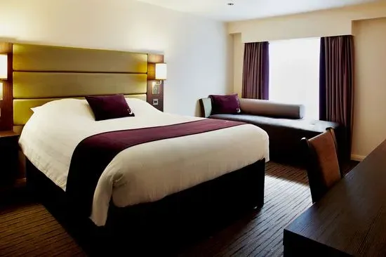 Premier Inn Liverpool City Centre (Lime Street) hotel