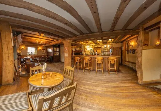 White Hart South Harting Pub & Dining