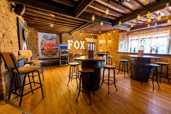 The Snooty Fox