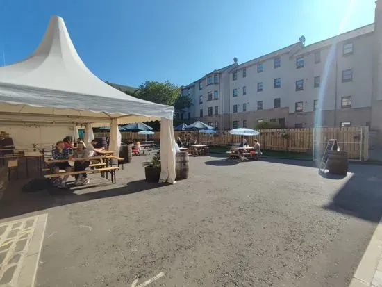 Holyrood Distillery Courtyard