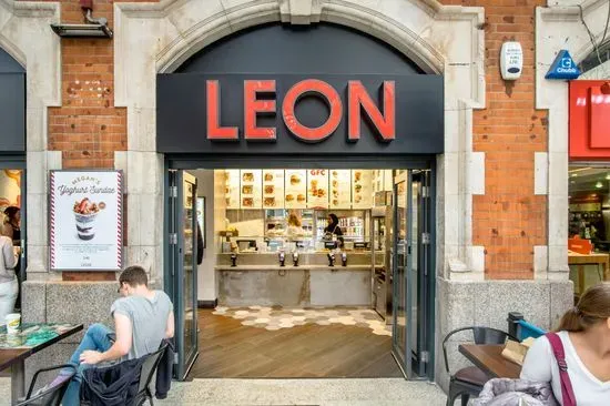 LEON Victoria Station (concourse level)