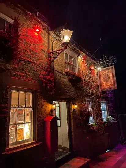 Ye Olde Three Horseshoes