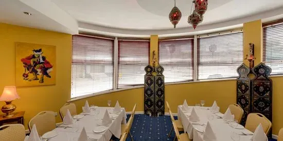 Rajdoot Indian Restaurant