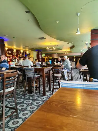 The Central Bar - JD Wetherspoon