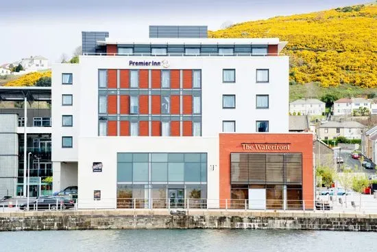 Premier Inn Swansea Waterfront hotel