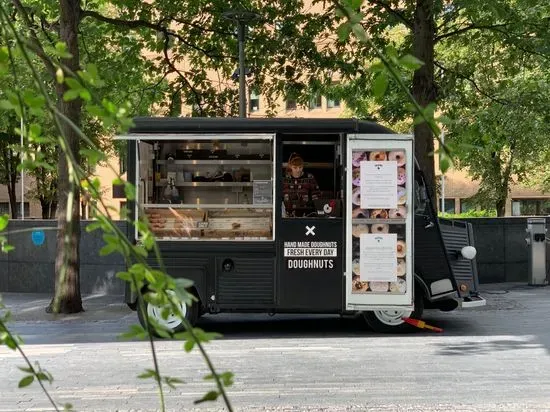 Crosstown London Bridge (Food Truck) - Doughnuts & Coffee