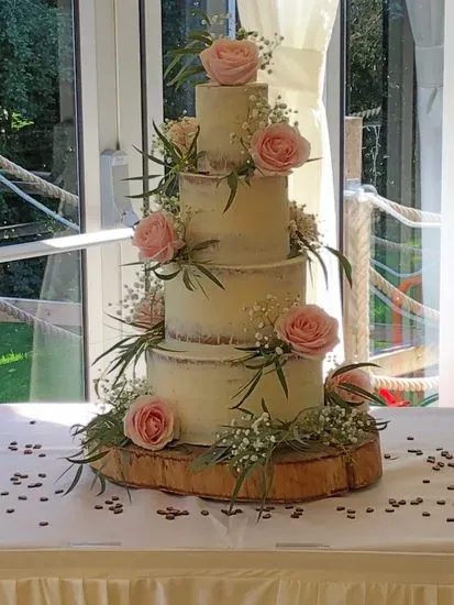 Rebecca Gilmore Wedding and Celebration Cake Design