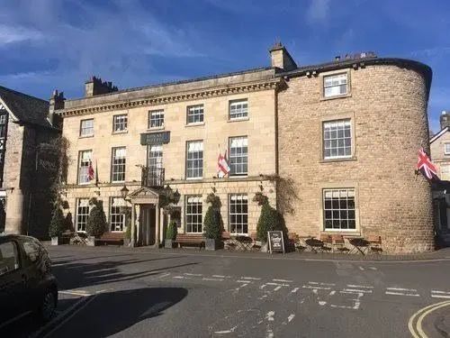 The Royal Hotel & Restaurant