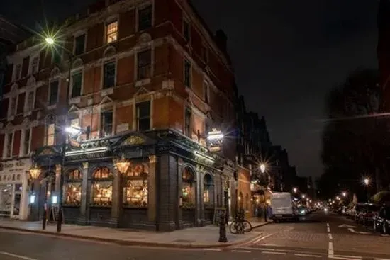 The Blackbird, Earl's Court