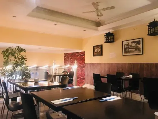 Tam's Restaurant