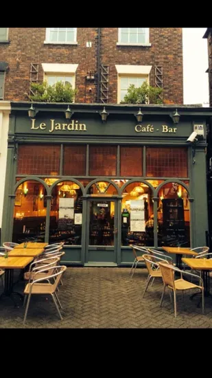 Le Cafe Jardin