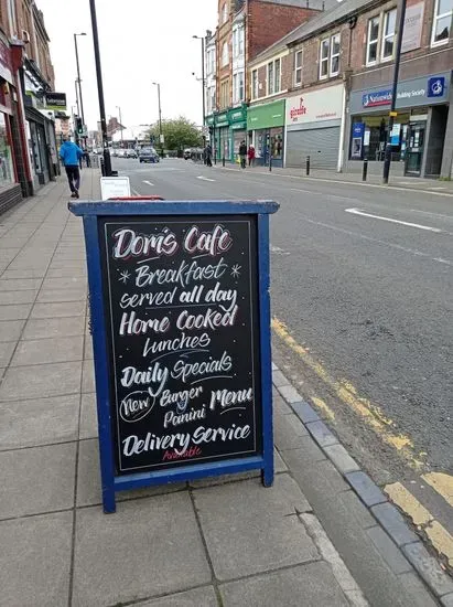 Dom's Cafe